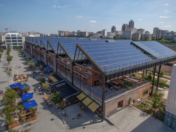 Toiture photovoltaïque de la Halle Pajol à Paris