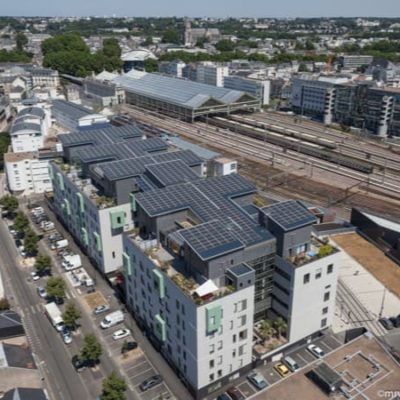 Réhabilitation d'un centre de tri en bureaux et logements à Tours (37)